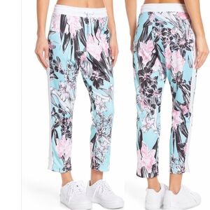 Nike Sportswear Floral Print Pants